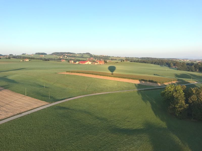 Paysage en ballon à air chaud — Suisse romande